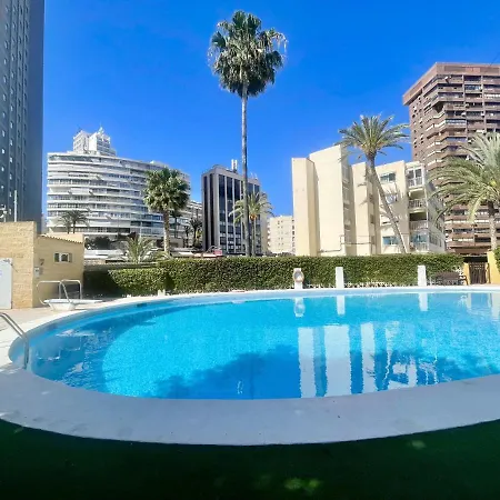 Front Al Mar Levante