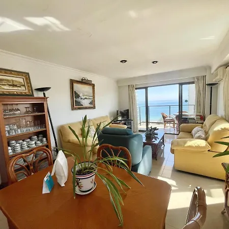 Front Al Mar Levante 아파트 *